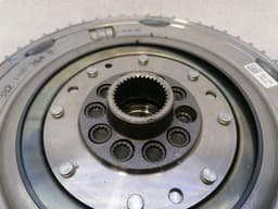 PORSCHE Porsche Cayman 718 GT4 Flywheel 982105264B Flywheel — thumbnail 3