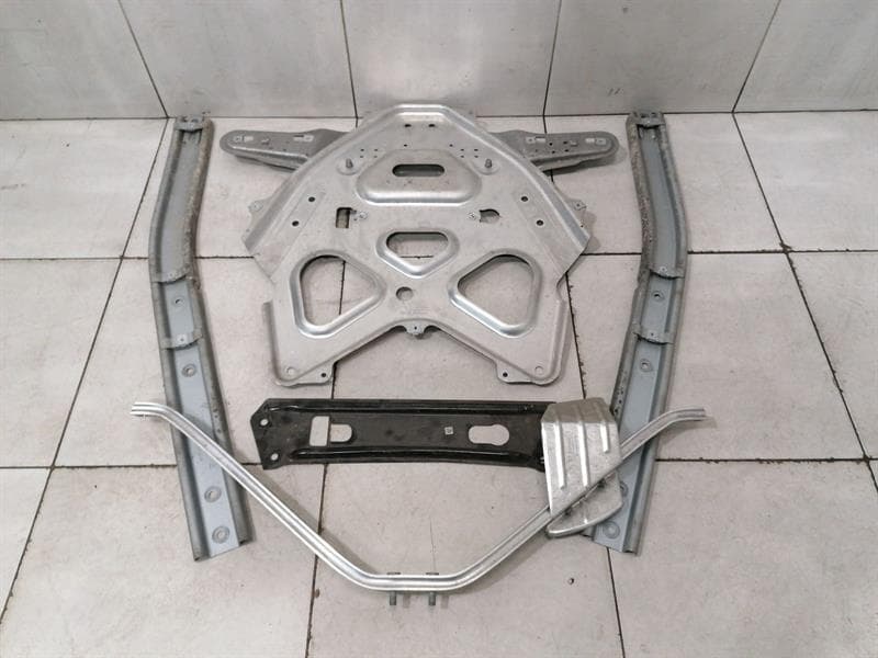 PORSCHE Porsche Cayman 718 GT4 Holder Bracket 98133126113 GT4 Holder Carrier