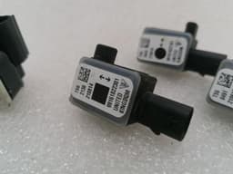 PORSCHE Porsche Cayman 718 Crash Sensor Set 99161822101 Impact Sensor SRS Set — thumbnail 3
