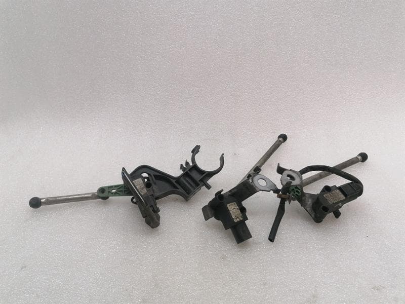 Porsche Cayman 718 Level Sensor Set 99163138100 Level Sensor Set