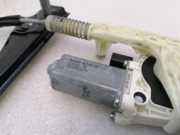 PORSCHE Porsche Spyder 718 Left Front Door Winder 99154297501 Window Regulator Front Left — thumbnail 4