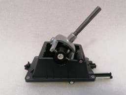 PORSCHE Porsche Boxster Spyder 718 gear selector 98142401020 shift gate short shift — thumbnail 1