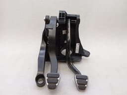 PORSCHE Porsche Boxster Spyder 718 Throttle Pedal (Electrical) 99142301031 Throttle Set — thumbnail 3