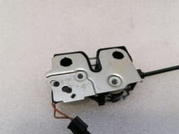 PORSCHE Porsche Boxster Spyder 718 boat lock 99151205305 tailgate lock — thumbnail 8