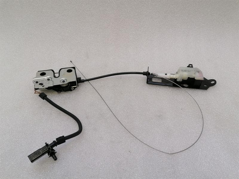 PORSCHE Porsche Boxster Spyder 718 boat lock 99151205305 tailgate lock