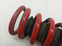 PORSCHE Porsche GT4 Spyder 718 coil spring front 98133353181 suspension spring front — thumbnail 4