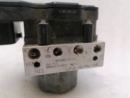 PORSCHE Porsche Cayman 718 GT4 A.B.S Pump 99135575523 ABS Pump Hydraulic Block — thumbnail 4