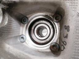 PORSCHE Porsche Cayman 718 GT4 Right Rear Hub 982505436D Wheel Bearing Housing Rear Right — thumbnail 8