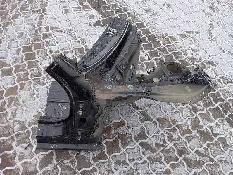 Porsche Cayman 718 GT4 Right Front Chassis Leg 99150191401 Right Front Wheel Arch