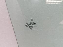 PORSCHE Porsche Boxster GT4RS right front door glass 98154251203 door window front right — thumbnail 3