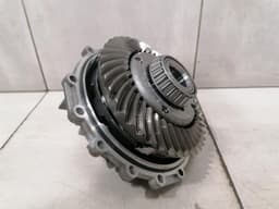 PORSCHE Porsche Boxster GT4RS 718 Rear Diff 9G23210700 Differential Rear CG275 Lock — thumbnail 5