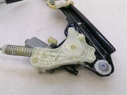 PORSCHE Porsche 911 992 GT3 Right Front Door Winder 992837402 Window Regulator Front Right — thumbnail 3
