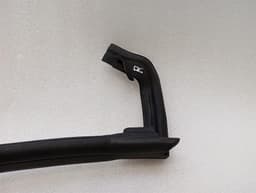 MCLAREN McLaren 720S Spider Door Seal 14AB122SP Door Seals RH DOOR SPIDER RIGHT — thumbnail 2