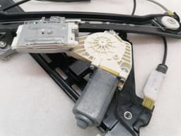 MCLAREN McLaren 720S Right Front Winder 14AA379CP Right Window Regulator — thumbnail 6