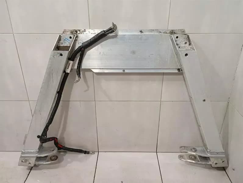 MCLAREN McLaren 720S Spider Subframe Rear 14A1677CP Axle Frame Rear Axle