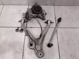 MCLAREN McLaren 720S KNUCKLE SUSPENSION Left Rear Hub 14BA022CP Rear Wheel Bearing Housing — thumbnail 1