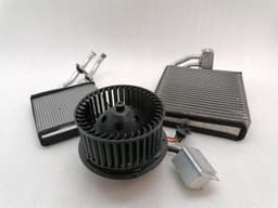 MCLAREN McLaren 720S Coupe Heater Blower 11A4153CP RHD SET Engine Heater Blower — thumbnail 4