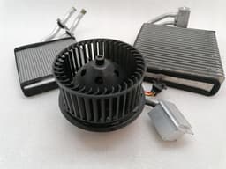 MCLAREN McLaren 720S Coupe Heater Blower 11A4153CP RHD SET Engine Heater Blower — thumbnail 5
