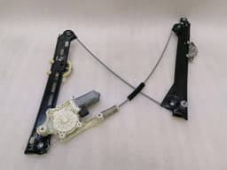 PORSCHE Porsche Boxster Spyder 718 Right Door Winder 99154207602 Right Window Regulator — thumbnail 1