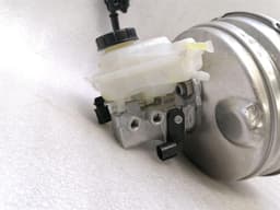 PORSCHE Porsche Boxster Spyder 718 Brake Servo 99135502586 Brake Booster GT4 RHD — thumbnail 4