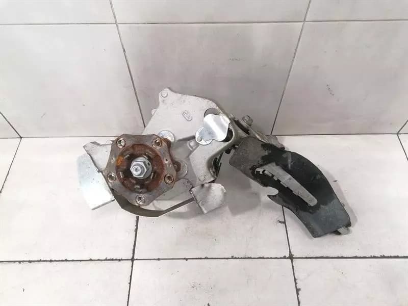 Porsche Cayman 718 GT4 Left Front Hub 99134165780 Wheel Bearing Case Front Left