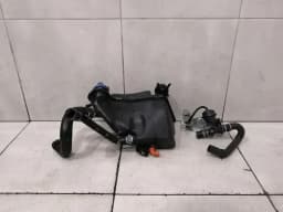 PORSCHE Porsche Cayman 718 GT4 Expansion Tank 98110604704 Expansion Tank Coolant — thumbnail 1