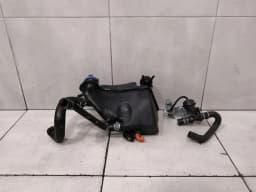 PORSCHE Porsche Cayman 718 GT4 Expansion Tank 98110604704 Expansion Tank Coolant — thumbnail 8