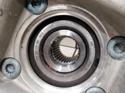 PORSCHE Porsche Cayman 718 GT4 Left Rear Hub 982505435D Wheel Bearing Housing Rear Left — thumbnail 5