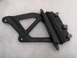 PORSCHE Porsche Cayman 718 GT4 holder bracket 98151268180 holder carrier spoiler GT4 LH — thumbnail 5