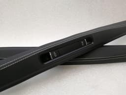 PORSCHE PORSCHE CAYMAN 718 LEATHER SILVER DOOR SILL 991555121001E0 RIGHT HAND DRIVE RHD — thumbnail 7