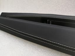 PORSCHE PORSCHE CAYMAN 718 LEATHER SILVER DOOR SILL 991555121001E0 RIGHT HAND DRIVE RHD — thumbnail 6