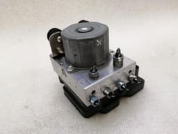 PORSCHE Porsche Cayman 718 GT4 A.B.S Pump 99135575521 ABS Pump HYDRAULIC BLOCK ESP — thumbnail 2