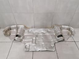 PORSCHE PORSCHE CAYMAN 718 GT4 98150440503 REAR HEAT SHIELD REAR HEAT SHIELD — thumbnail 6