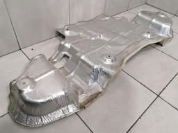 PORSCHE PORSCHE CAYMAN 718 GT4 98150440503 REAR HEAT SHIELD REAR HEAT SHIELD — thumbnail 4