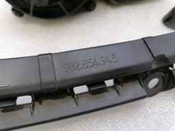 PORSCHE PORSCHE CAYMAN 718 GT4 982959455A LEFT SIDE SKIRT SET — thumbnail 3