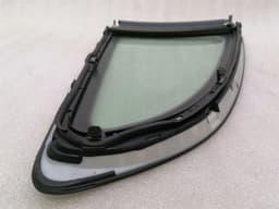 PORSCHE Porsche Cayman 718 GT4 Left Rear Quarter Glass 98154311112 Door Window 1⁄4 Rear — thumbnail 4