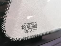 PORSCHE Porsche Cayman 718 GT4 Left Rear Quarter Glass 98154311112 Door Window 1⁄4 Rear — thumbnail 6