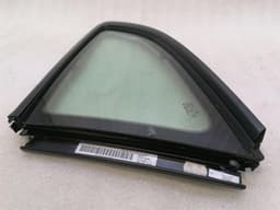 PORSCHE Porsche Cayman 718 GT4 Left Rear Quarter Glass 98154311112 Door Window 1⁄4 Rear — thumbnail 9