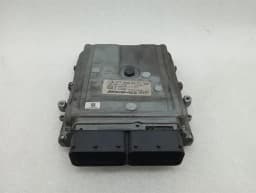 MERCEDES-BENZ Mercedes C63 AMG W205 Engine ECU A1779004501 Engine Control Unit M177 — thumbnail 1