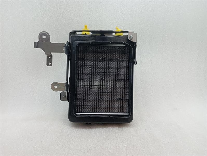 Mercedes C Class W206 Water Radiator A0995005800 RH AMG Water Cooler Radiator