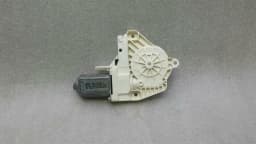 AUDI Audi RS6 4G FRH door window motor 8K0959802B power window motor front right — thumbnail 4