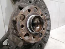 MERCEDES-BENZ Mercedes C63 AMG RWD W205 Right Front Hub A2053325400 Wheel Bearing Housing Front RE — thumbnail 8