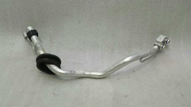 AUDI Audi RS6 4G RHD A/C pipe 4G2260712G right handlebar
