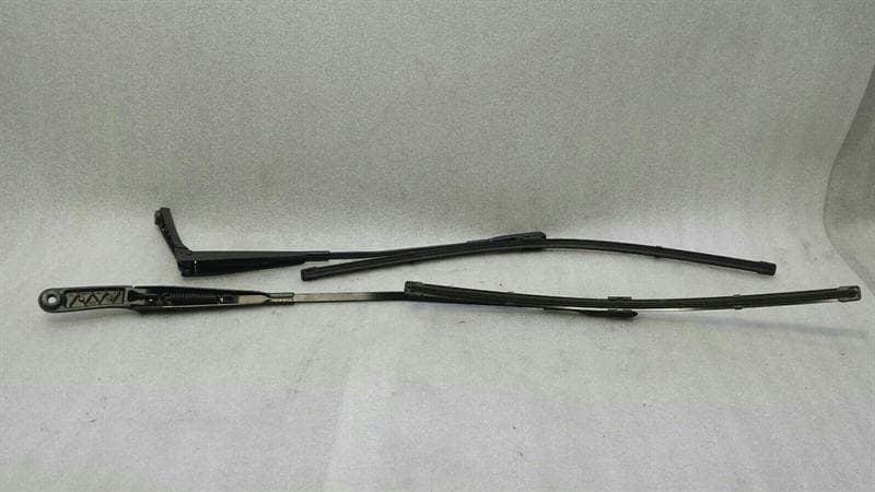 AUDI Audi RS6 4G RHD Wiper Arm Set 4G2955407D Right Hand Drive