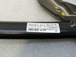 BENTLEY Bentley Continental GT V8 Right Front 1/4 Glass 3W8845114C Door Window 1⁄4 Front Re — thumbnail 4