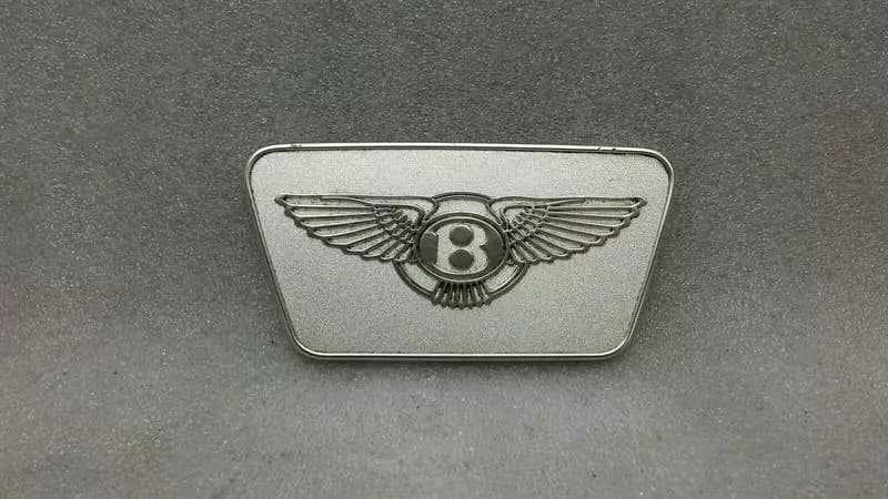 BENTLEY CONTINENTAL GT V8S Engine Cover BENTLEY Engine Cover V8 LOGO