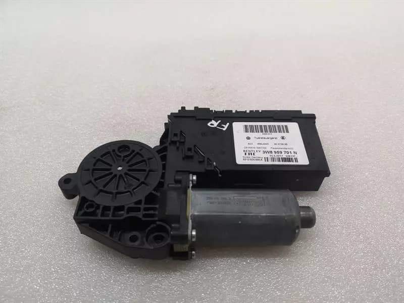 BENTLEY BENTLEY CONTINENTAL GT V8S FRH Door Window Engine 3W8959701N Power Window Motor