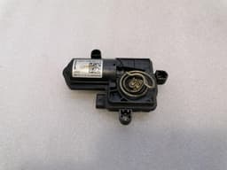 MERCEDES-BENZ Mercedes C Class W205 Right Exhaust Actuator A2909064100 Exhaust Actuator Hi Re — thumbnail 1