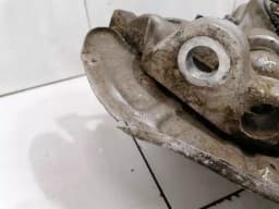 MERCEDES-BENZ Mercedes C63 AMG W205 Left Front Hub A2053325300 Wheel Bearing Housing Front Li Set — thumbnail 5
