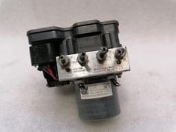 MERCEDES-BENZ Mercedes C63 AMG W205 A.B.S pump A2059005051 ABS pump hydraulic block — thumbnail 3